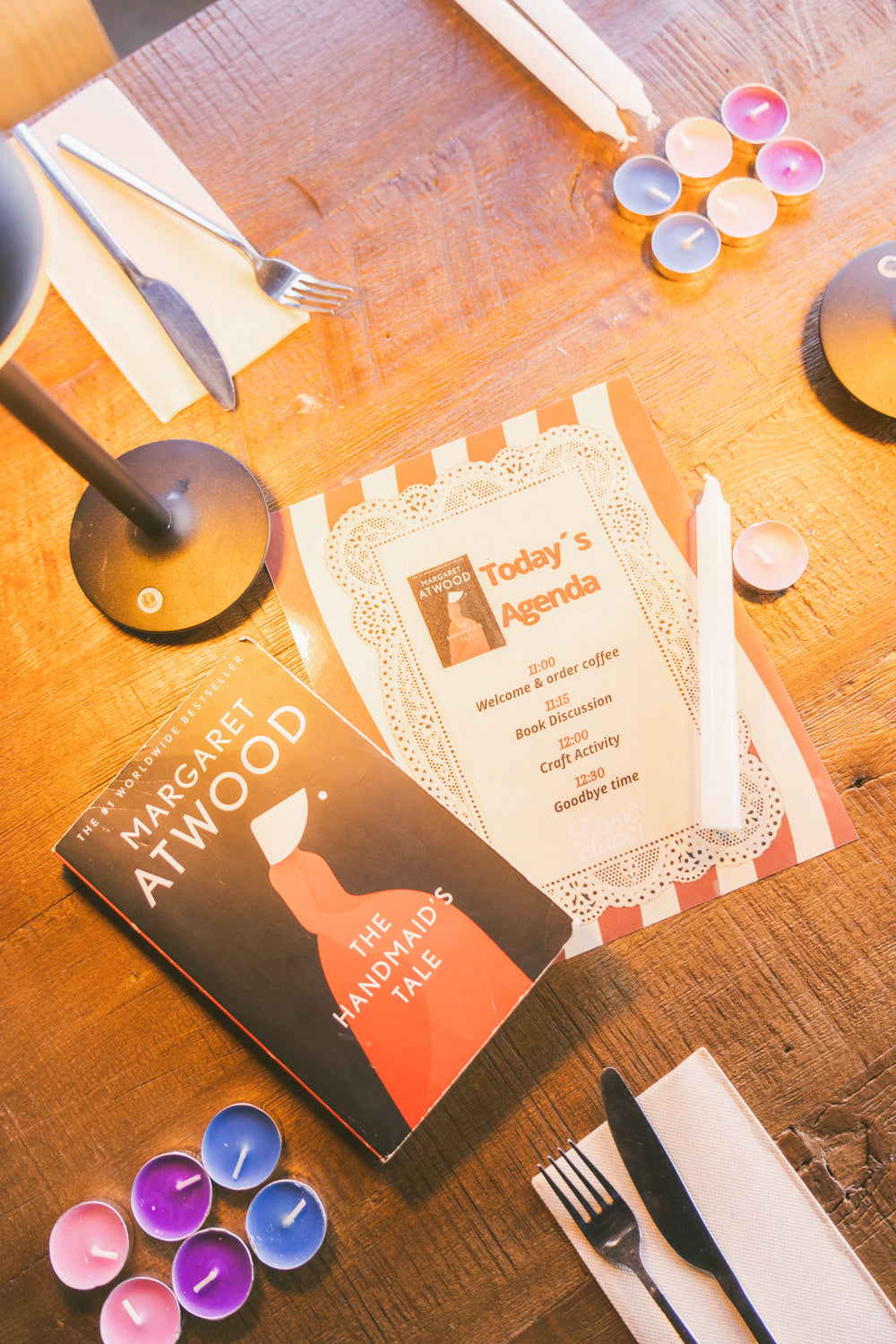 Agenda de un encuentro del book club de Bookclubcl